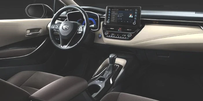 Toyota yine yaptı yapacağını! Bayram öncesi dev fırsat: Popüler modelde 320.000 TL indirim...