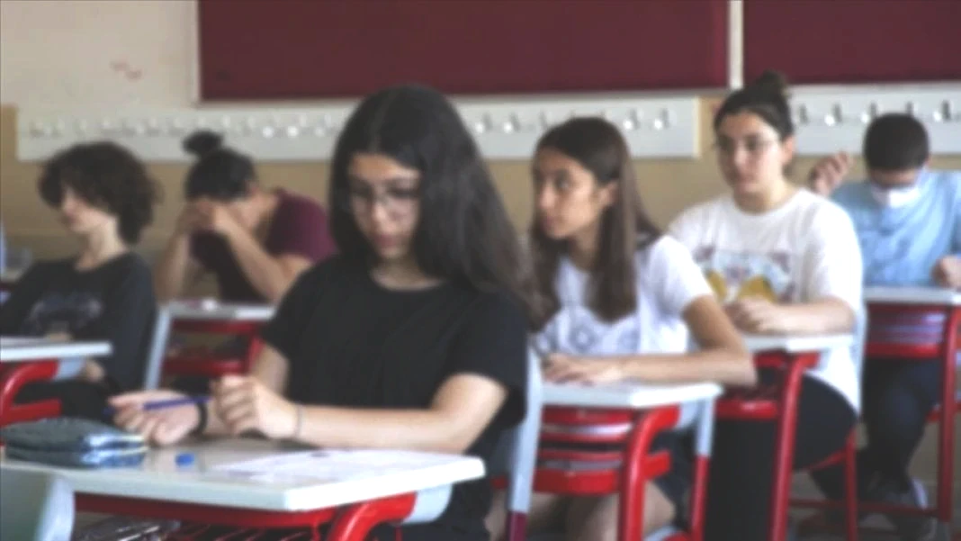 son-dakika-o-okullar-icin-sok-karar-milyonlarca-ogrenciyi-ilgilendiriyor-beden-egitimi-dersi-kaldirildi-1-001.jpg